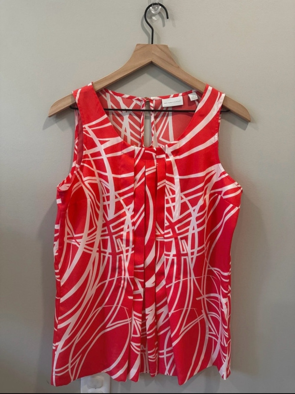 New York & Company Sleeveless Print Women's Top